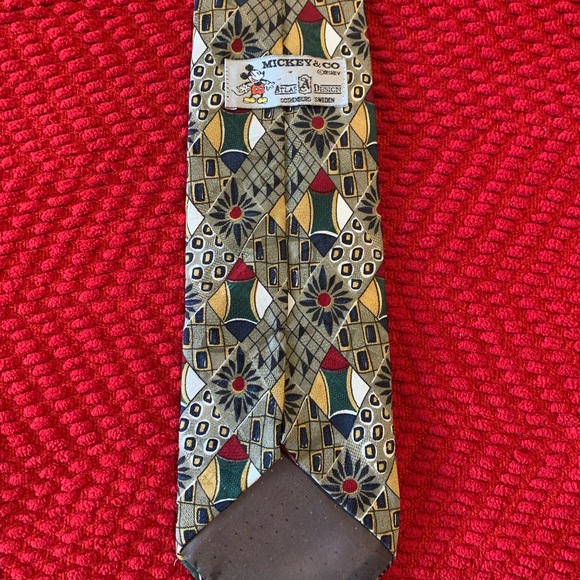 Vintage Disney Mickey Mouse 100% Silk Abstract Design - Picture 4 of 7